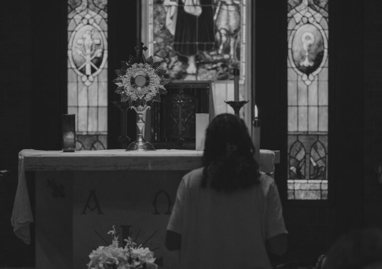 Credo nicejsko-konstantynopolitańskie: wyznanie wiary Kościoła