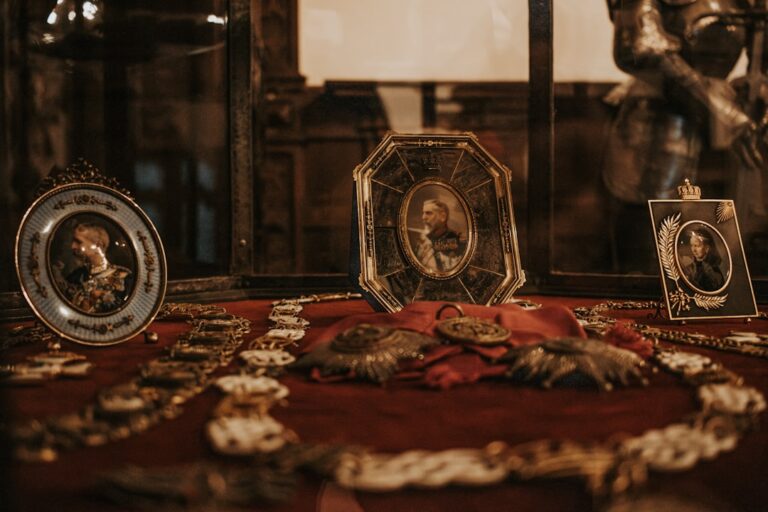 Sakramentalia: czym się różnią od sakramentów (woda święcona, medaliki)?